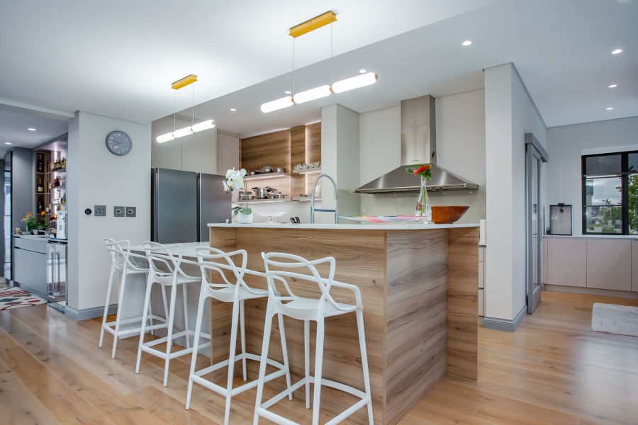 4 Bedroom Property for Sale in Val De Vie Estate Western Cape